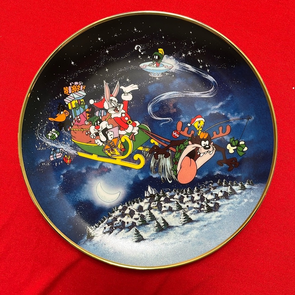 Franklin Mint Looney Tunes What's Up Santa? Limited Edition Plate